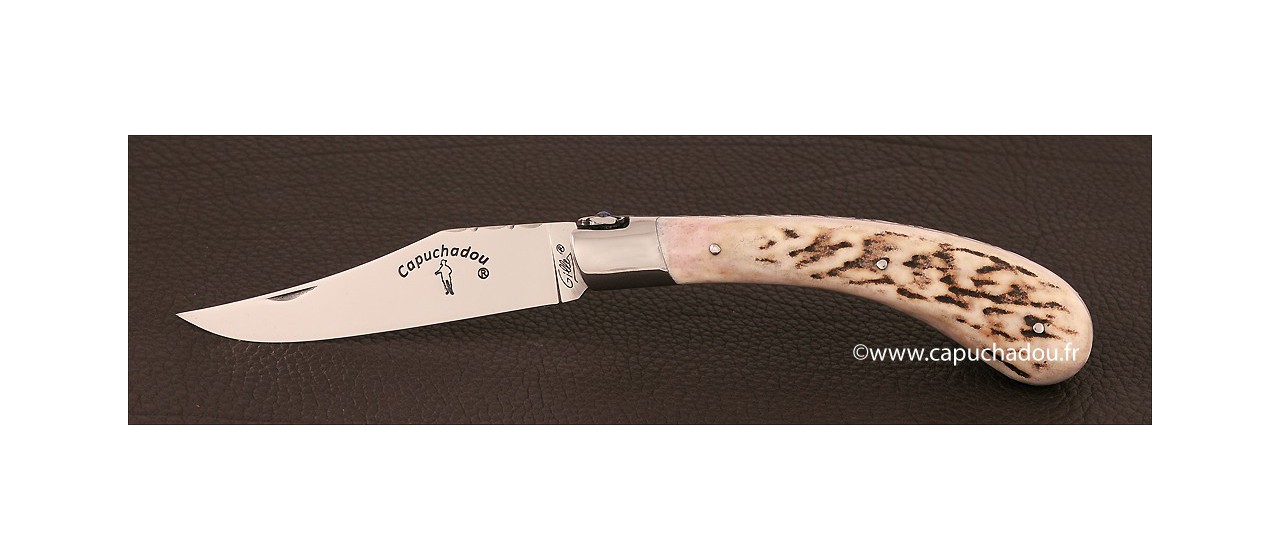 Le "Capuchadou - Guilloché" 12 cm, Bois de cerf Le "Capuchadou - Guilloché" 12 cm, Bois de cerf